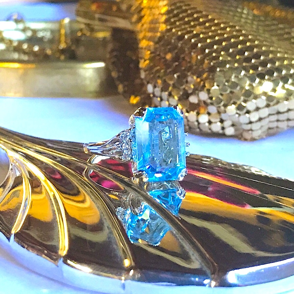 VINTAGE 18K WHITE GOLD FILLED EMERALD CUT RING